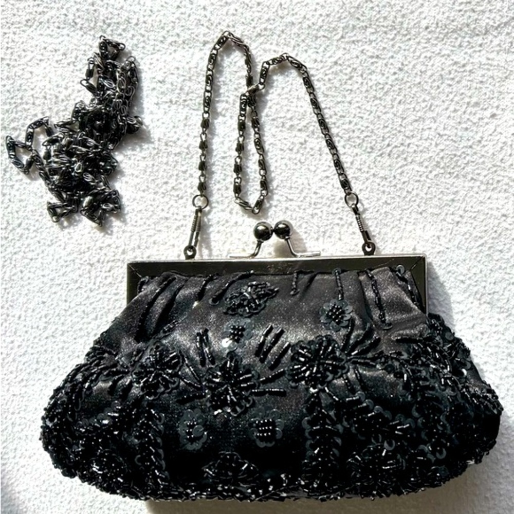 Vintage Beaded /Sequined Handbag Clutch Purse with 2 Detachable Chain Straps